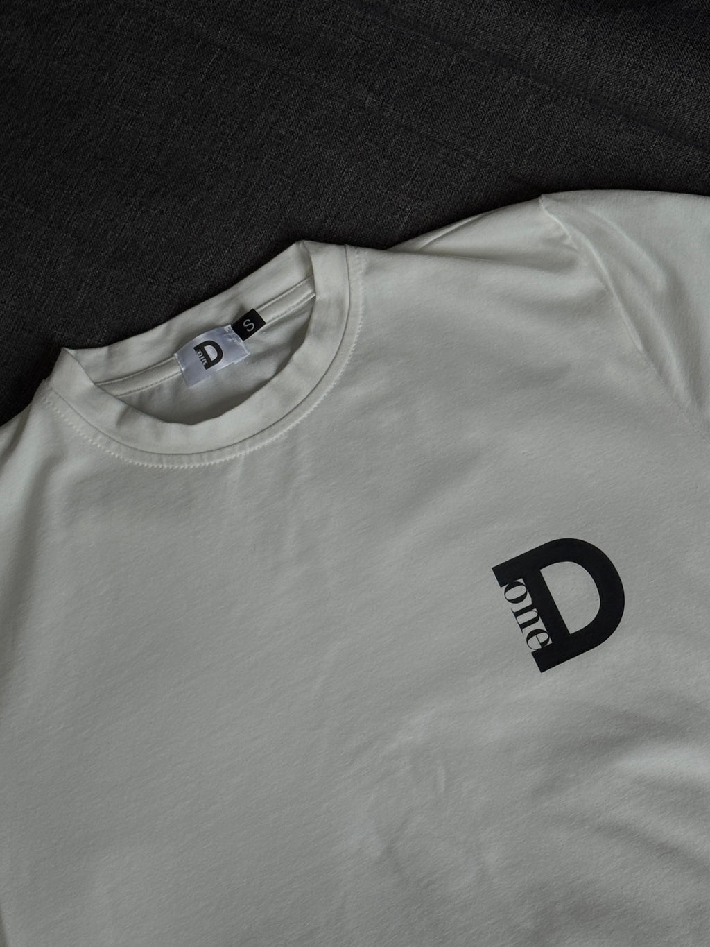 Футболка White